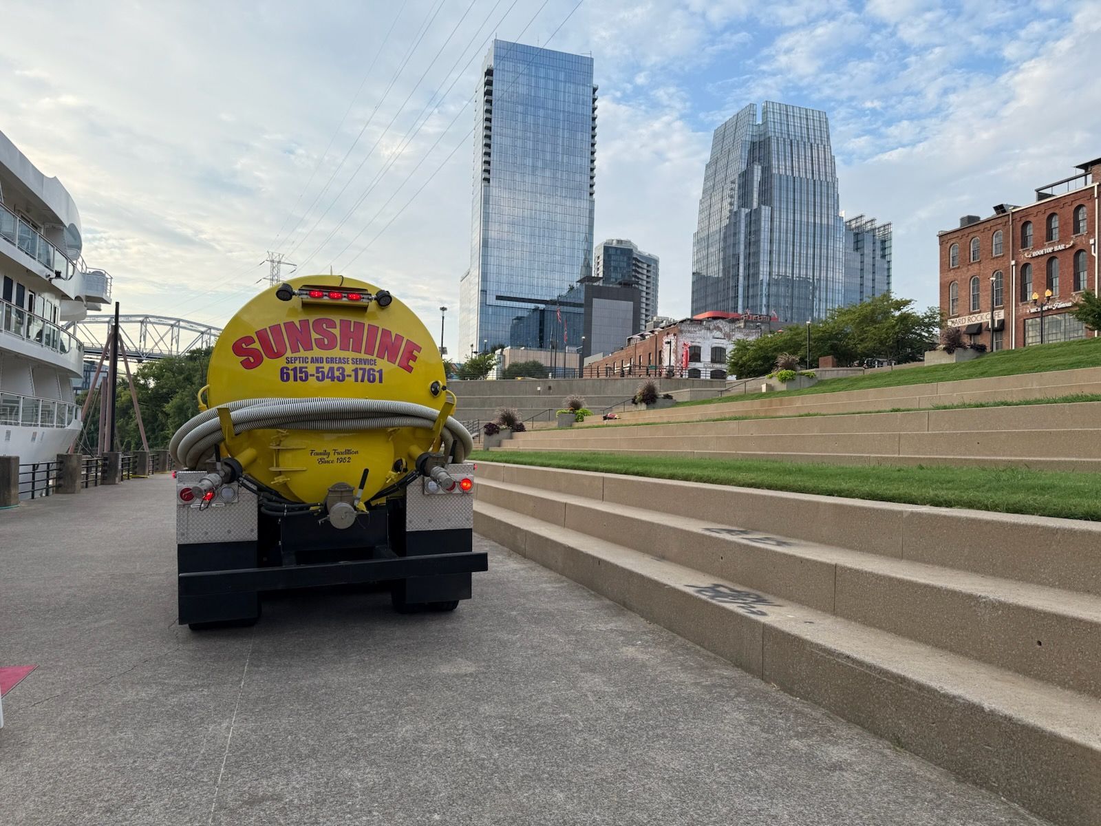 Septic tank pumping service in Pleasant View, TN